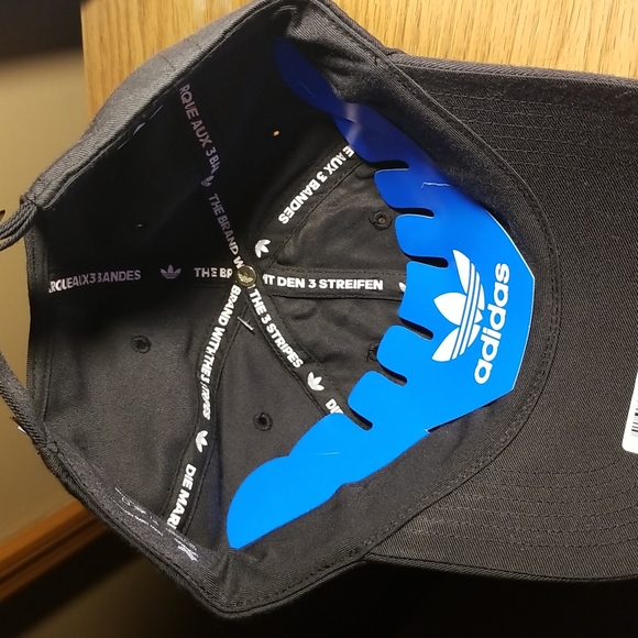 ADIDAS STRAPBACK HAT - Picture 8 of 8